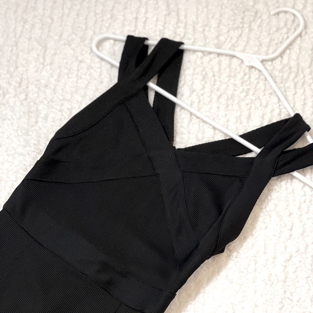 ARMANI EXCHANGE Beautiful black dress. XS petite size.